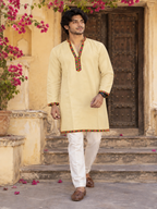 Dwaarik Rangriti Kurta
